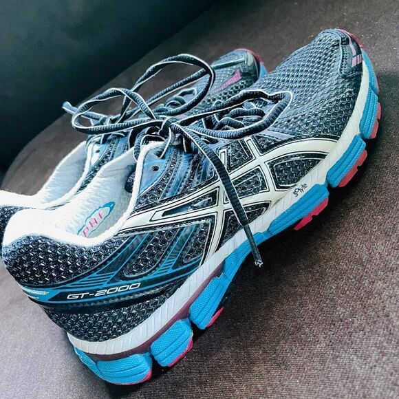 Excellent ASICS GT 2000 Black Blue Ruby Red sz 7 38 EUR - Picture 5 of 14